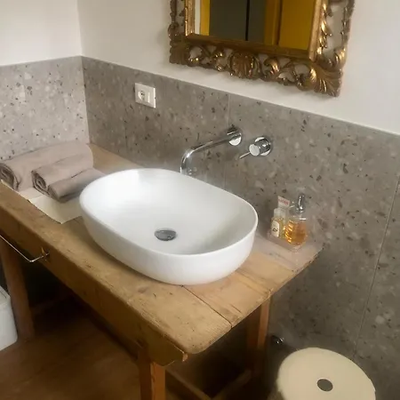 Roggia Maestra Bed & Breakfast